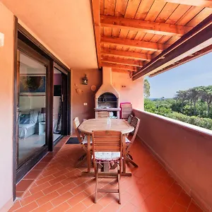 https://pinus-village-apartments-2.in-sardinia.net